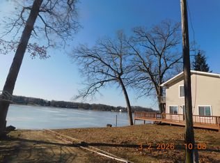 57586 Gearhart Landing Rd, Three Rivers, MI 49093