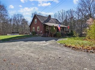 526 Carrs Trl, Coventry, RI 02827