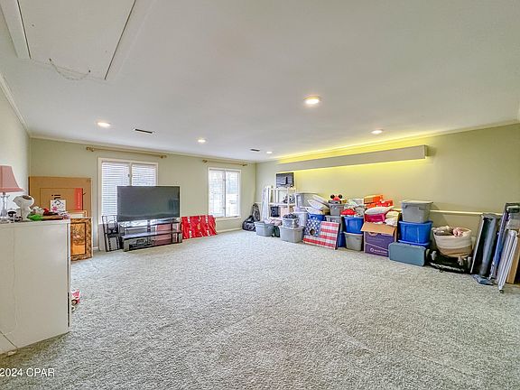 5th image of 4619 Willow Way