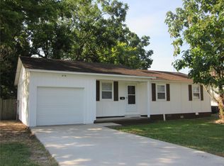 616 W Henry St, Poplar Bluff, MO 63901
