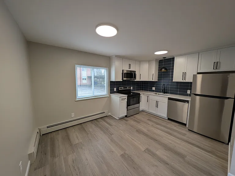 35 Terrel Dr #2 — Photo 2
