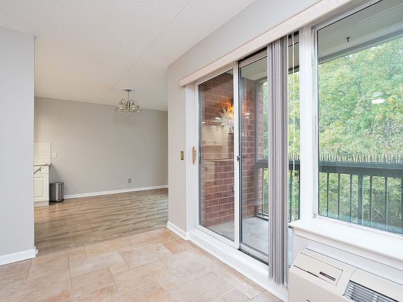 5th image of 41 Wellington Ct