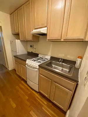 Rented by Oxford Property Group | media 35