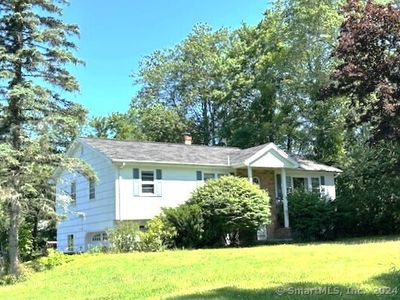 21 Donna Dr, New Fairfield, CT, 06812