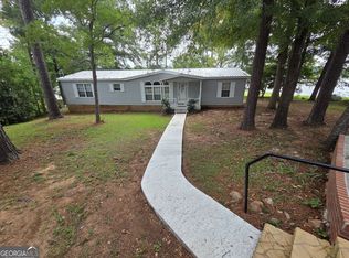 151 Island Creek Dr NE, Sparta, GA 31087