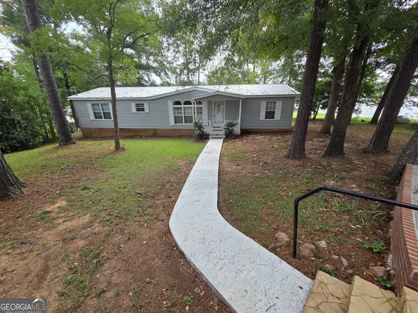 151 Island Creek Dr NE, Sparta, GA 31087