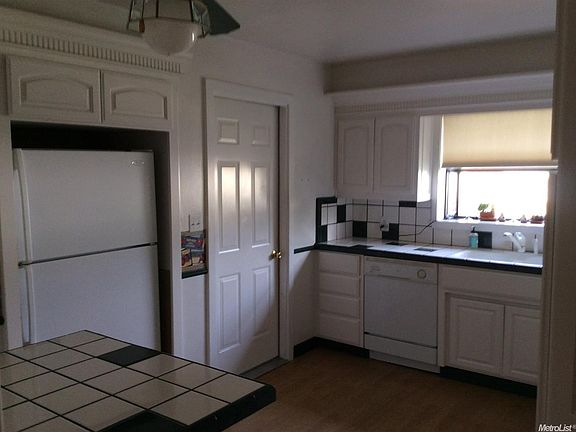 2nd image of 308 Olive Ct