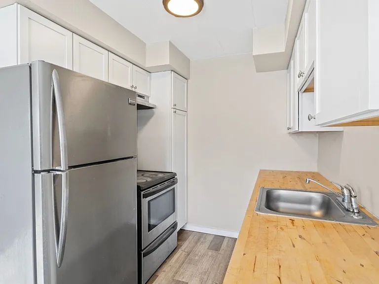 617 W Riverview Ave — Photo 27