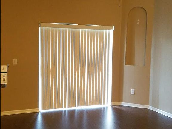4th image of 1731 Retreat View Cir