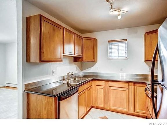 3rd image of 1045 N Clarkson St APT 208