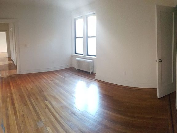 4th image of 724 E 27th St APT 4G