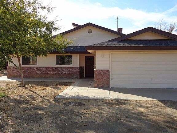 3rd image of 23617 Avenue 181