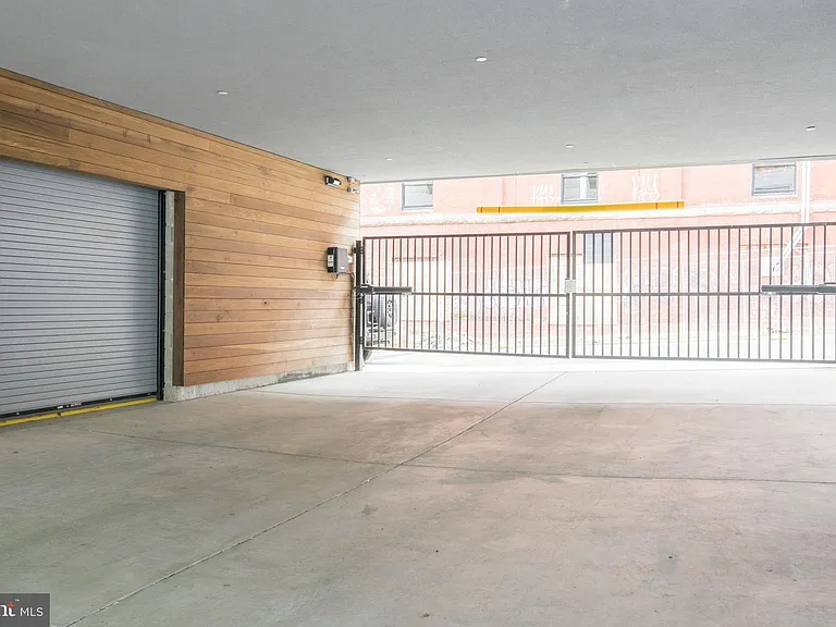 1501 N 31st St #Penthouse 3 — Photo 27
