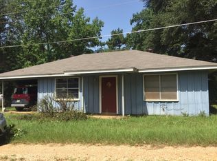 113 Flower Ln, Farmerville, LA 71241