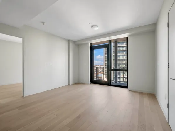 131-02 A 40th Road image 24 of 42