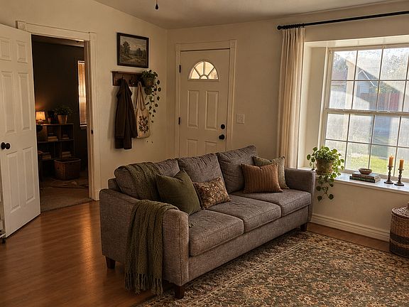 4th image of 3064 N Bryson Ave