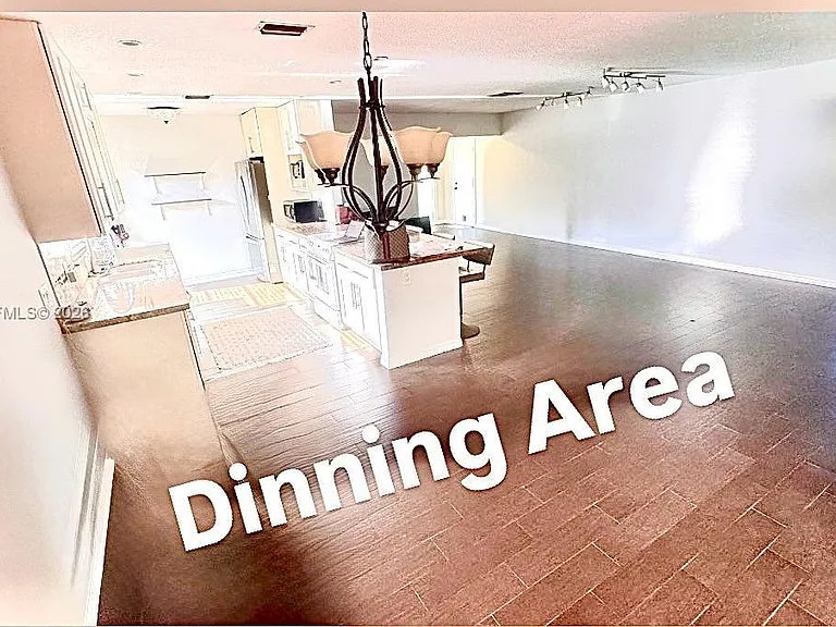 2736 Carnation Ct — Photo 7