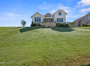 225 Forest Ln N, Blountville, TN 37617