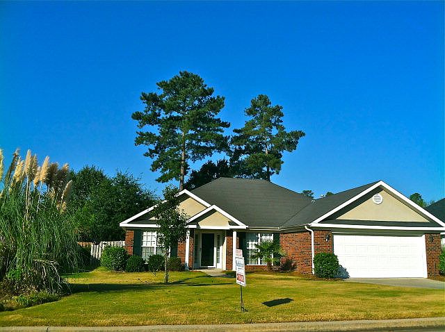 1st image of 147 Cottonwood Court