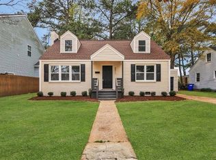 8811 Commodore Dr, Norfolk, VA 23503
