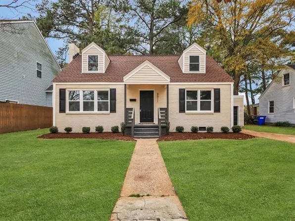 8811 Commodore Dr, Norfolk, VA 23503