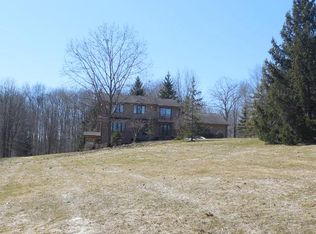 13442 Sperry Rd, Chesterland, OH 44026