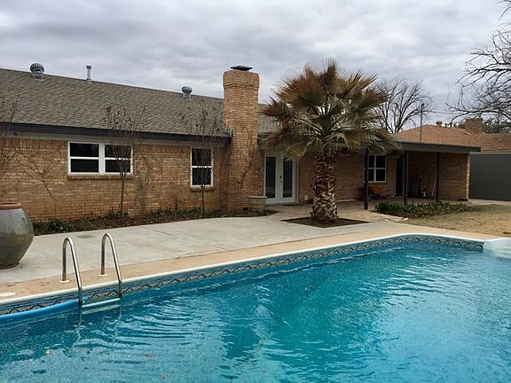 5th image of 2826 Fannin Ave