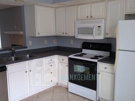 4th image of 4234 Shadwell Dr