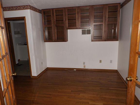 5th image of 805 Dark Star Ave