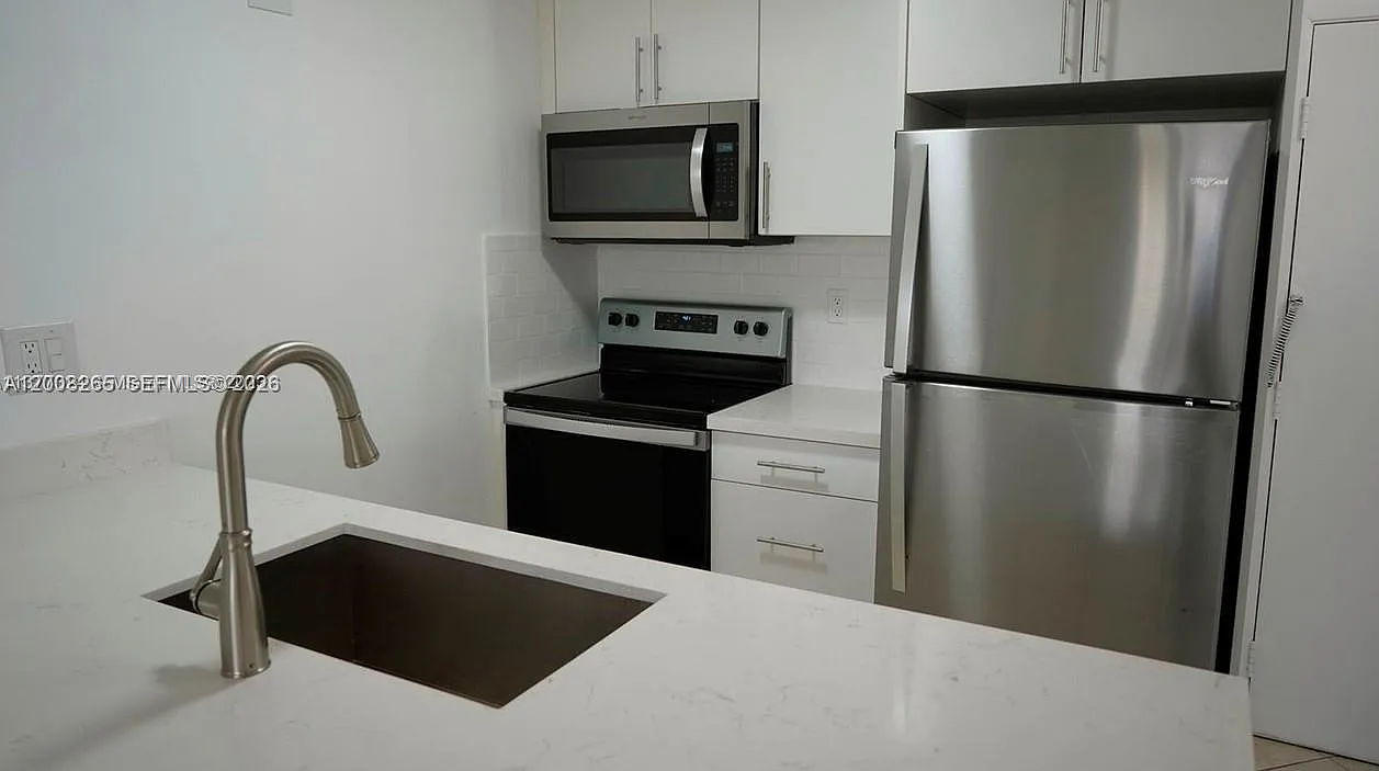 Coral Springs Tower Club — Photo 4