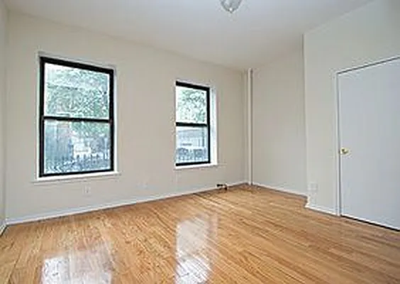 Rented by Manor Management | media 11