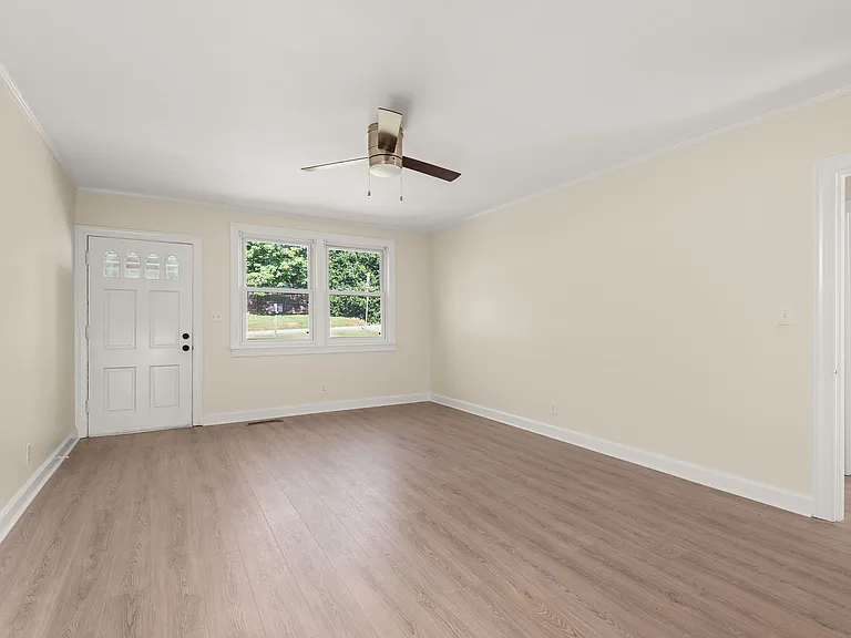 241 Blue Hills Dr #A — Photo 6