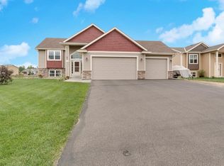 25874 Euclid Ave, Wyoming, MN 55092