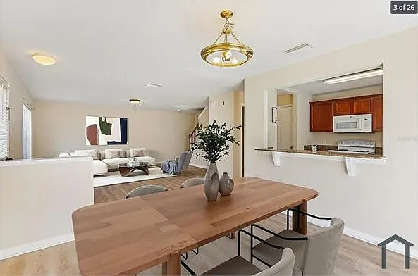 3 bed, 1408 sqft, $2,500 — Photo 4