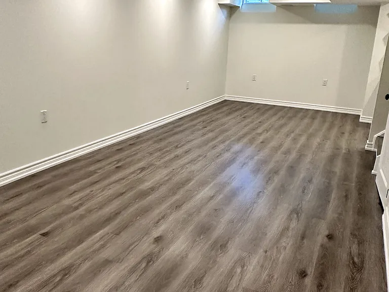 5535 Lawrence Ave E — Photo 17