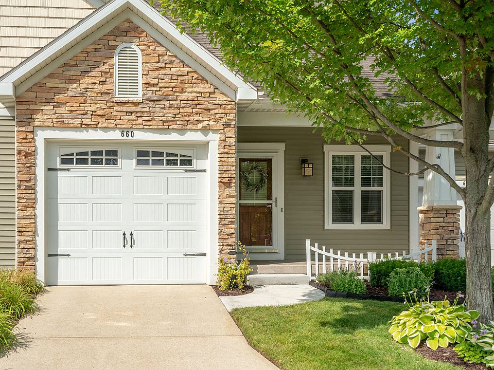 1st image of 660 Braeside Dr SE #53
