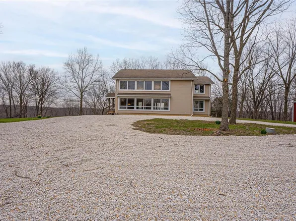 147 Bear Creek Trl, Truxton, MO 63381
