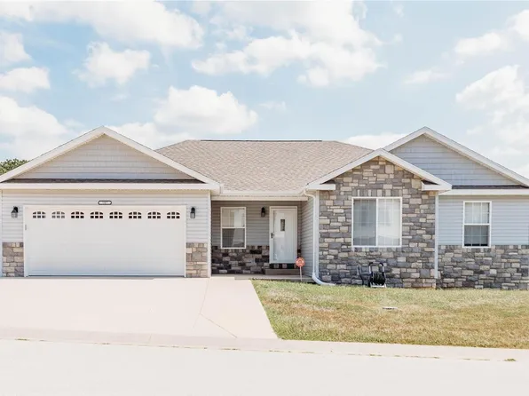 107 Creek View Dr, Saint Robert, MO 65584