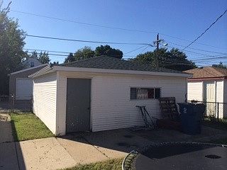 2nd image of 1740 N 39th Ave