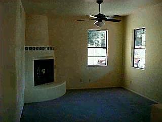 3rd image of 1067 W Calle Futura