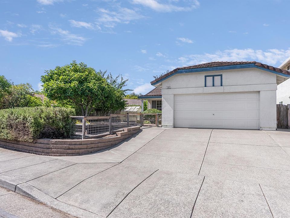 1st image of 1045 Ventana Drive
