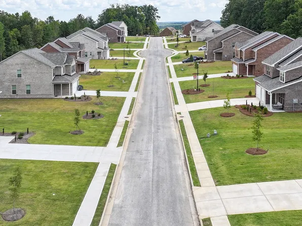 Quinn Residences at McCart Landing