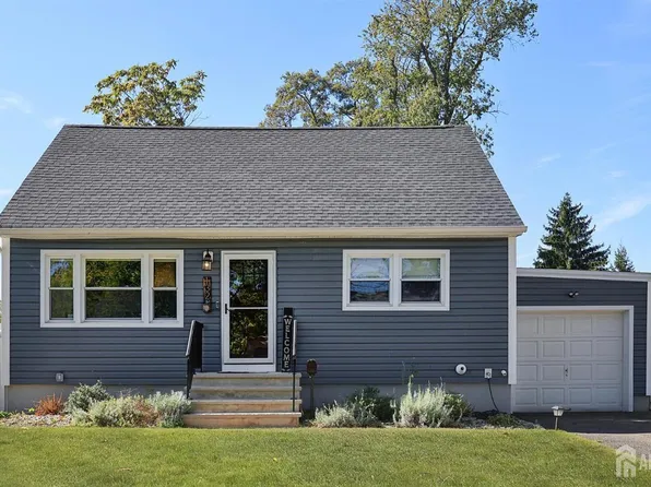 132 Martin Dr, South Plainfield, NJ 07080