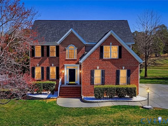 2nd image of 5913 Trail Ride Dr