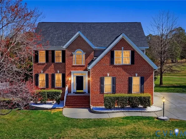5913 Trail Ride Dr, Moseley, VA 23120