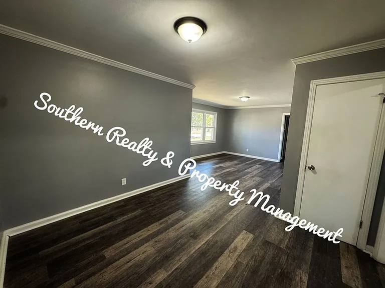 1114 Druid Hills Dr — Photo 5