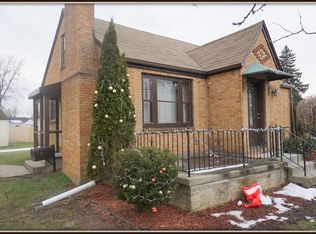 77 Grand Blvd, Cheektowaga, NY 14225