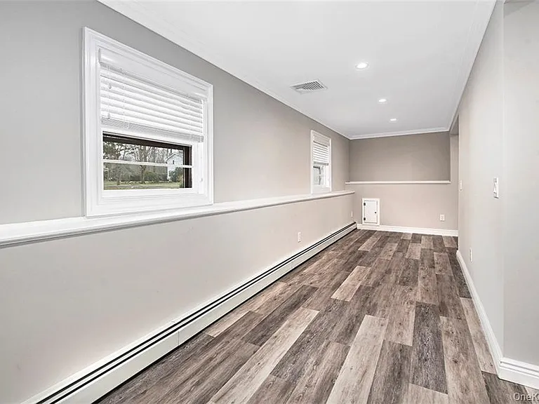 74 Edgewood Rd — Photo 20