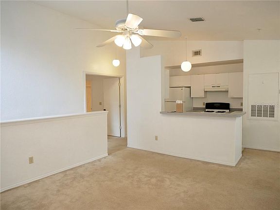 5th image of 1617 Columbia Arms Cir Unit 253