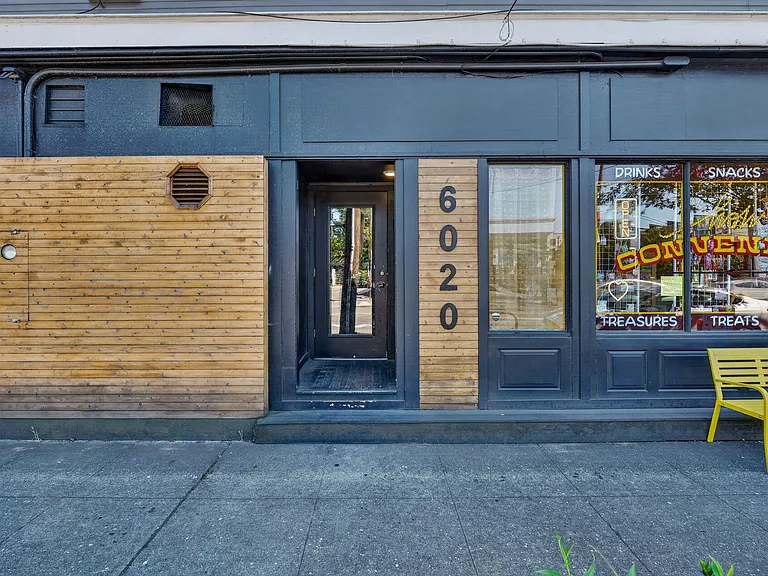 6020 NE Glisan St — Photo 24